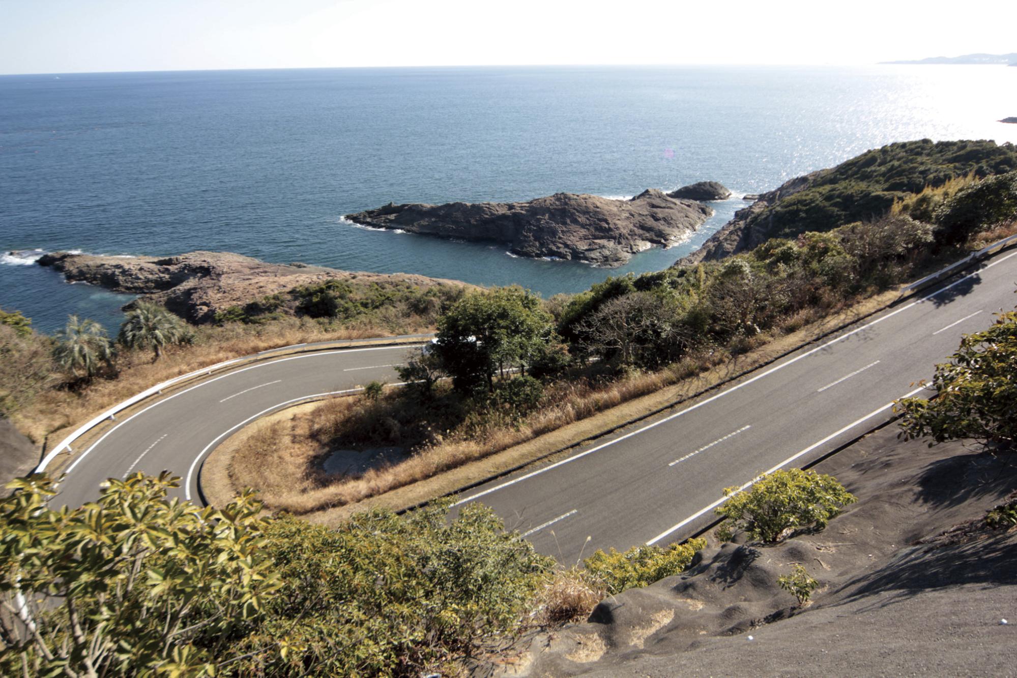 【宮崎・日向〜日南ドライブ】海と太陽が包む、南国を巡る(ロマンチックな旅 Vol.3)