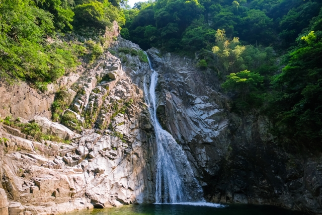 ⑧布引の滝（兵庫県）