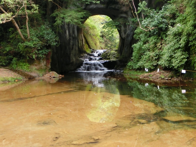 ⑦濃溝の滝(千葉県)