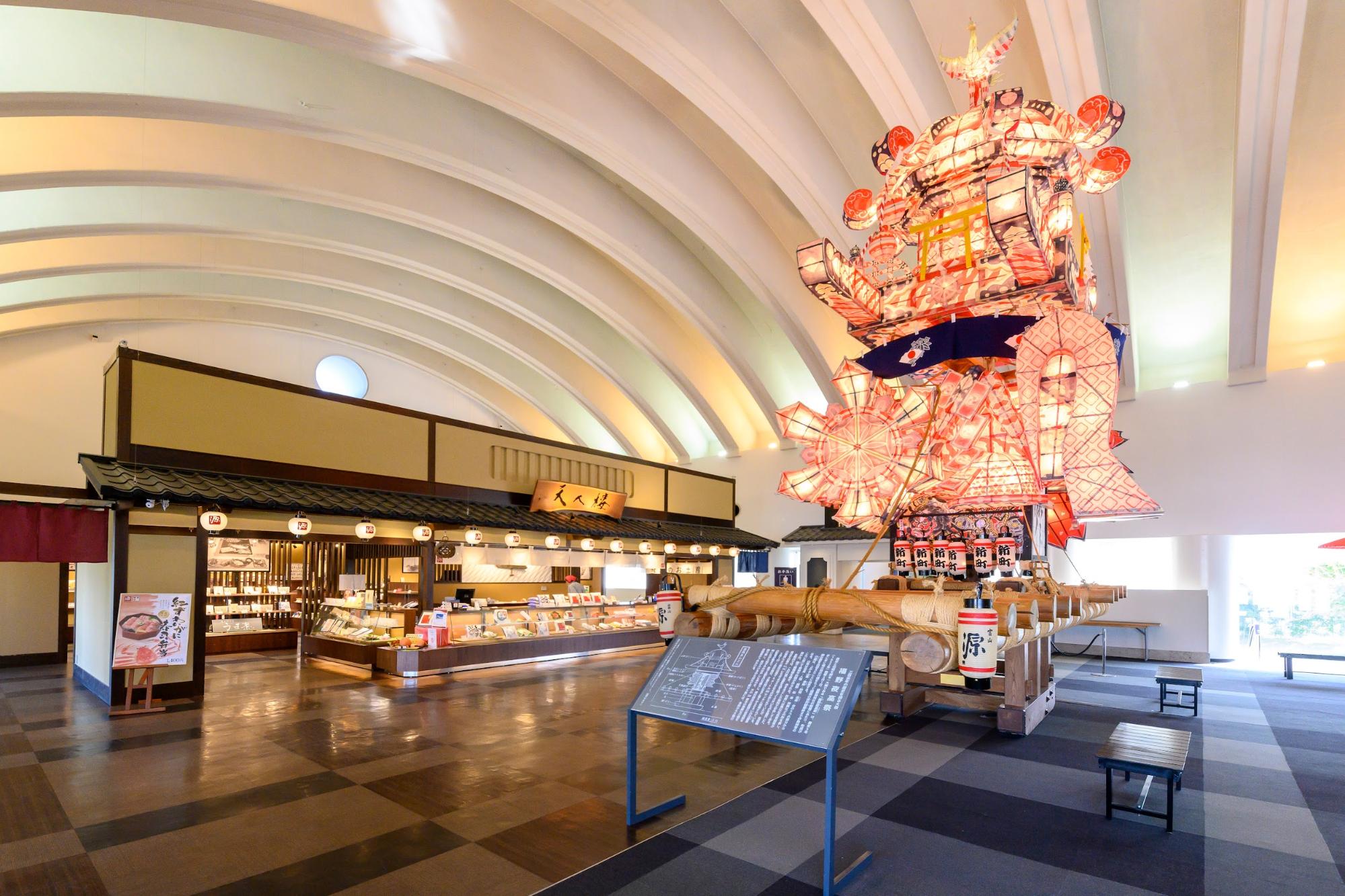 【富山・富山〜南砺ドライブ】世界遺産と秘湯を巡る、フォトジェニックな雪景色旅（雪景色を楽しむ旅Vol.3）