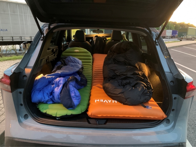 車中泊にもっていくと良いグッズ